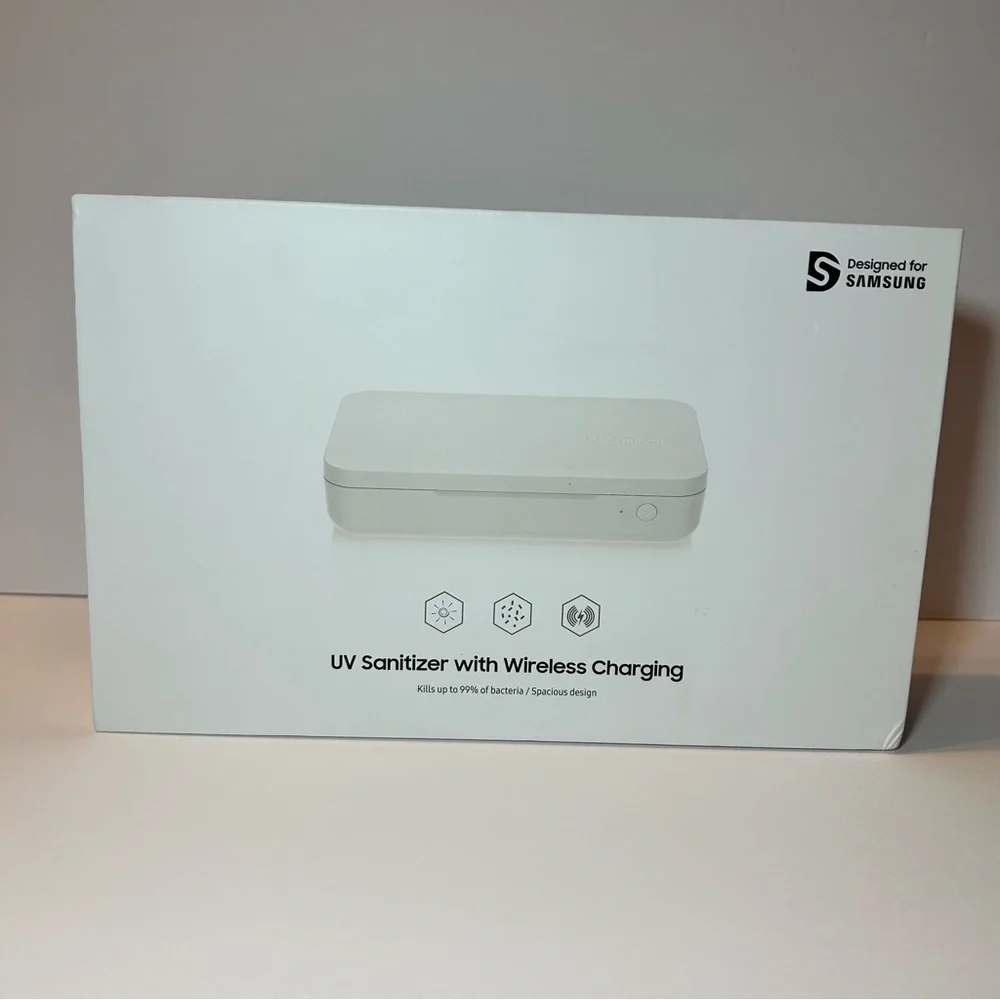 Samsung Electronics Qi Wireless Charger & UV Sanitizer US Version GP-TOU020SACWU